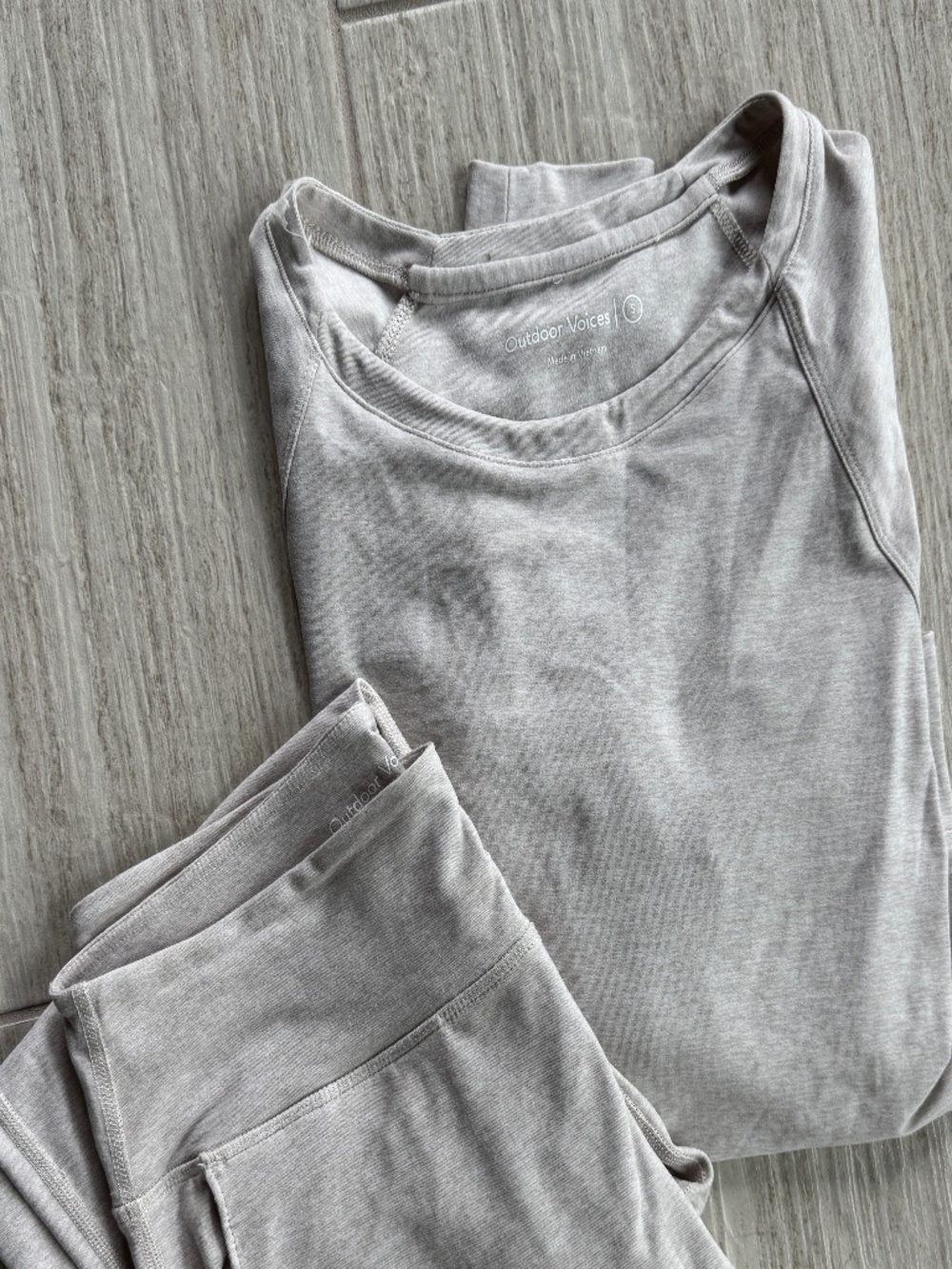 Outdoor Voices Joggers/Sweatshirt Set Size Small